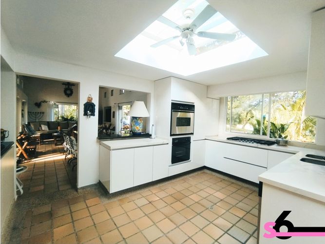 Casa de 5 alcobas en venta en Las Palmas, Ricaurte, 550 m² · foto 4 de 22