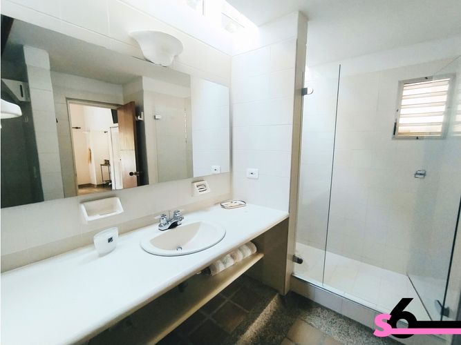 Casa de 5 alcobas en venta en Las Palmas, Ricaurte, 550 m² · foto 17 de 22