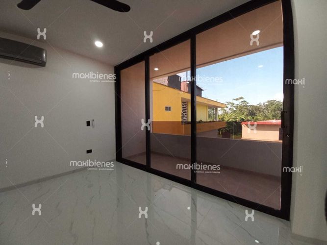 Casa de 4 alcobas en venta en El Salvador, Apartado, 240 m² · foto 16 de 24