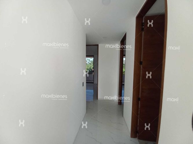 Casa de 4 alcobas en venta en El Salvador, Apartado, 240 m² · foto 22 de 24