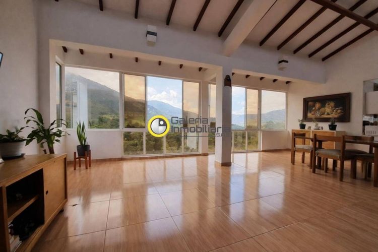 Casa de 5 alcobas en venta en Ruitoque, Piedecuesta, 260 m² · foto 3 de 15