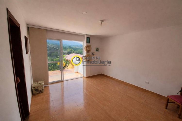 Casa de 5 alcobas en venta en Ruitoque, Piedecuesta, 260 m² · foto 9 de 15