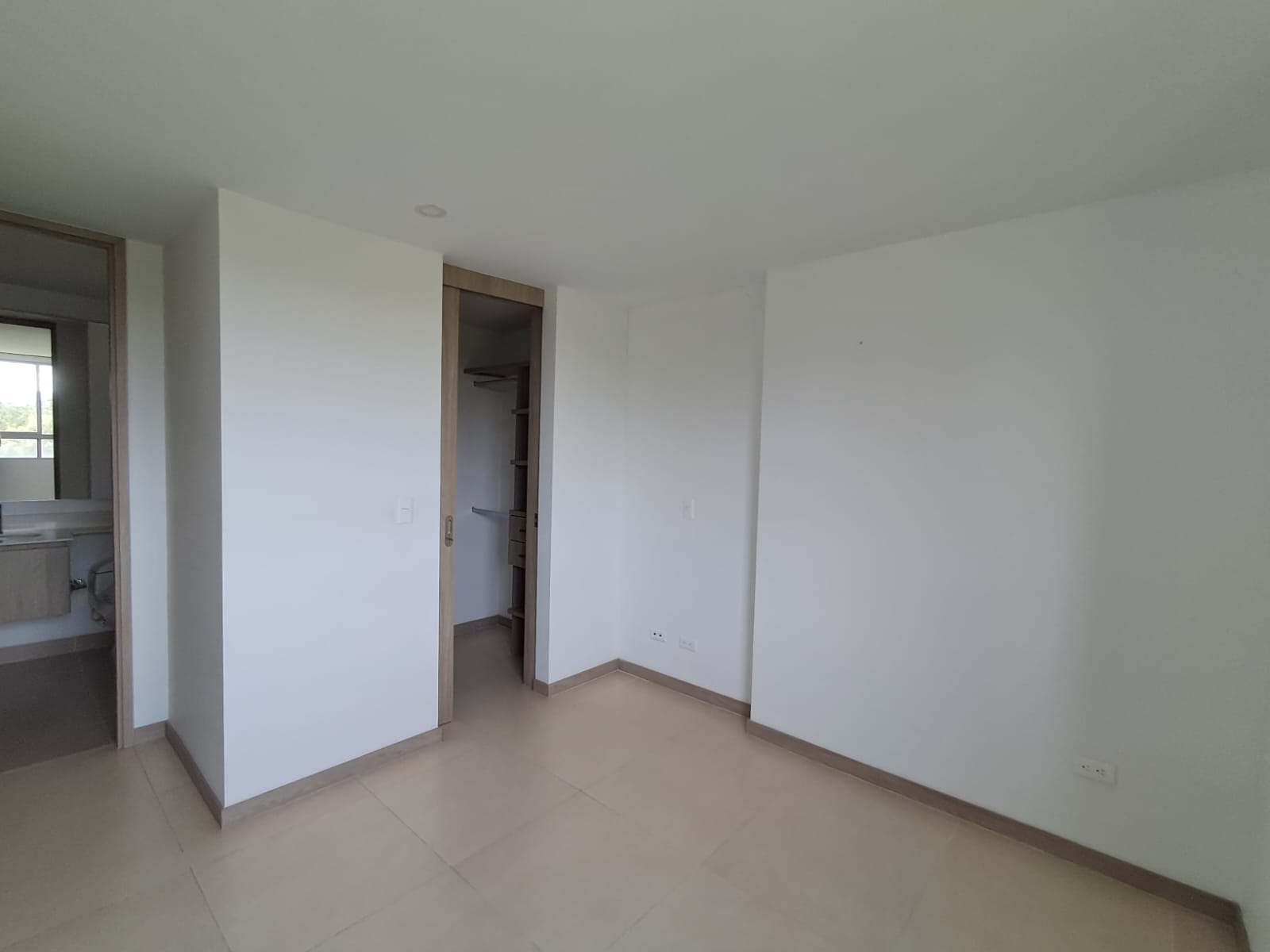 Apartamento en arriendo en Los Colegios, Rionegro · foto 8 de 15