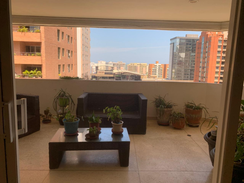 Apartamento en arriendo en El Golf, Barranquilla · foto 4 de 11