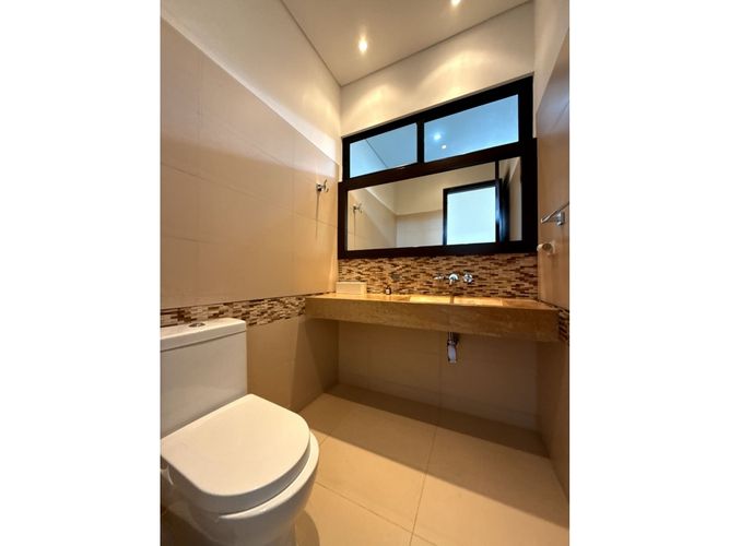 Casa de 4 alcobas en arriendo en Aposentos, Sopó, 368 m² · foto 11 de 24