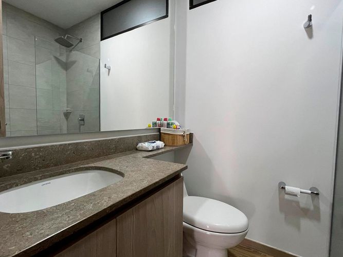 Apartamento de 2 alcobas en venta en La Convencion, Rionegro, 104 m² · foto 11 de 13