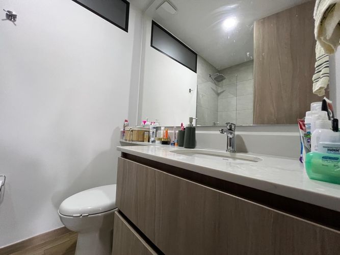 Apartamento de 2 alcobas en venta en La Convencion, Rionegro, 104 m² · foto 10 de 13