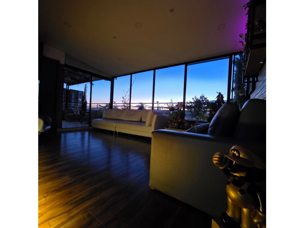 Apartamento en venta en Cedritos, Bogotá · foto 4 de 19