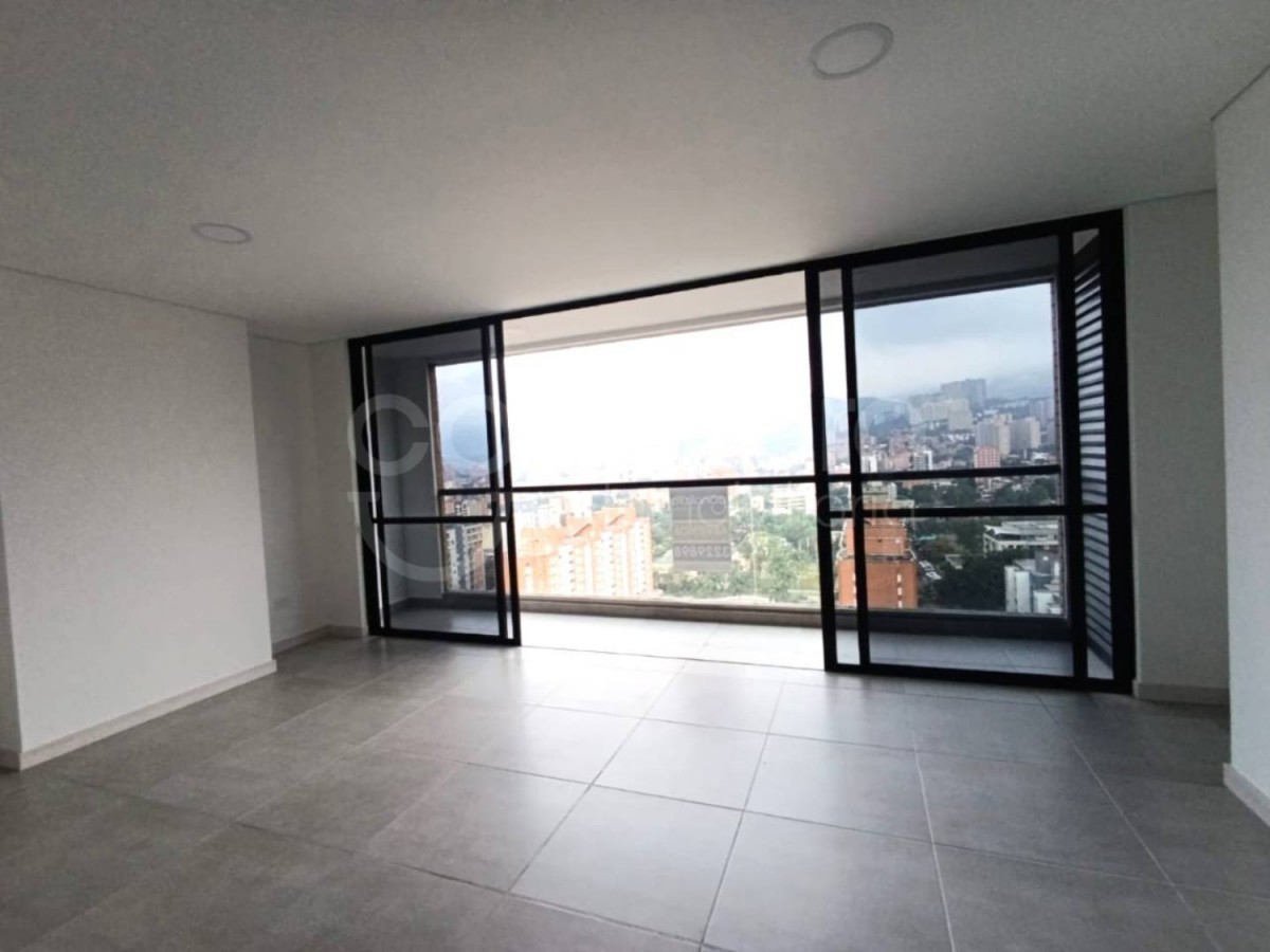 Apartamento en venta en Los colores, Medellín 4