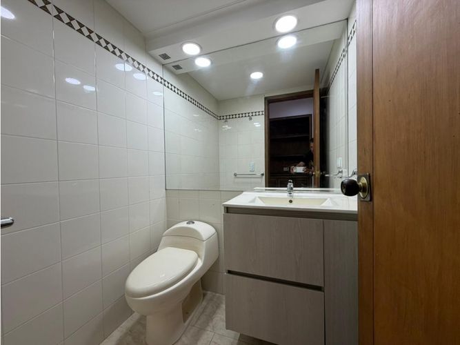 Apartamento en venta en Laureles, Medellín · foto 17 de 24