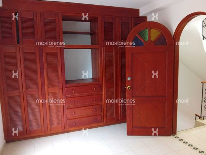 Casa de 5 alcobas en arriendo en Ortiz, Apartado, 100 m² · foto 10 de 13