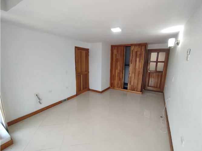 Casa de 5 alcobas en venta en Potrerito, Bello, 41 m² · foto 15 de 24