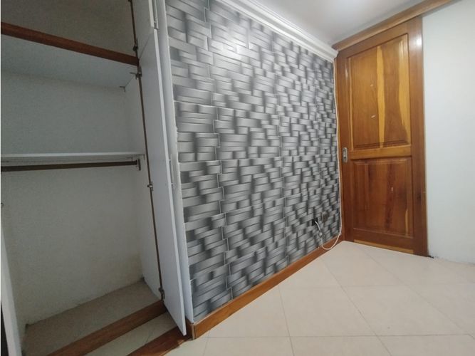 Casa de 5 alcobas en venta en Potrerito, Bello, 41 m² · foto 20 de 24