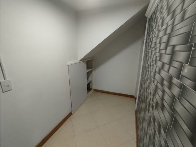 Casa de 5 alcobas en venta en Potrerito, Bello, 41 m² · foto 22 de 24
