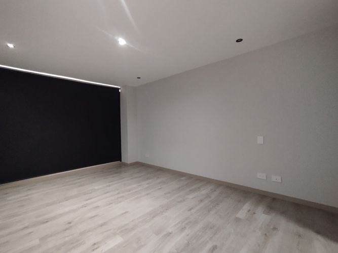 Apartamento de 3 alcobas en arriendo en El Poblado, Medellín, 148 m² · foto 2 de 20