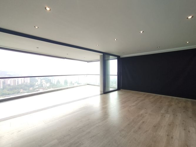 Apartamento de 3 alcobas en arriendo en El Poblado, Medellín, 148 m² · foto 10 de 20