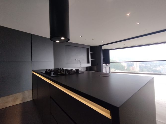 Apartamento de 3 alcobas en arriendo en El Poblado, Medellín, 148 m² · foto 15 de 20