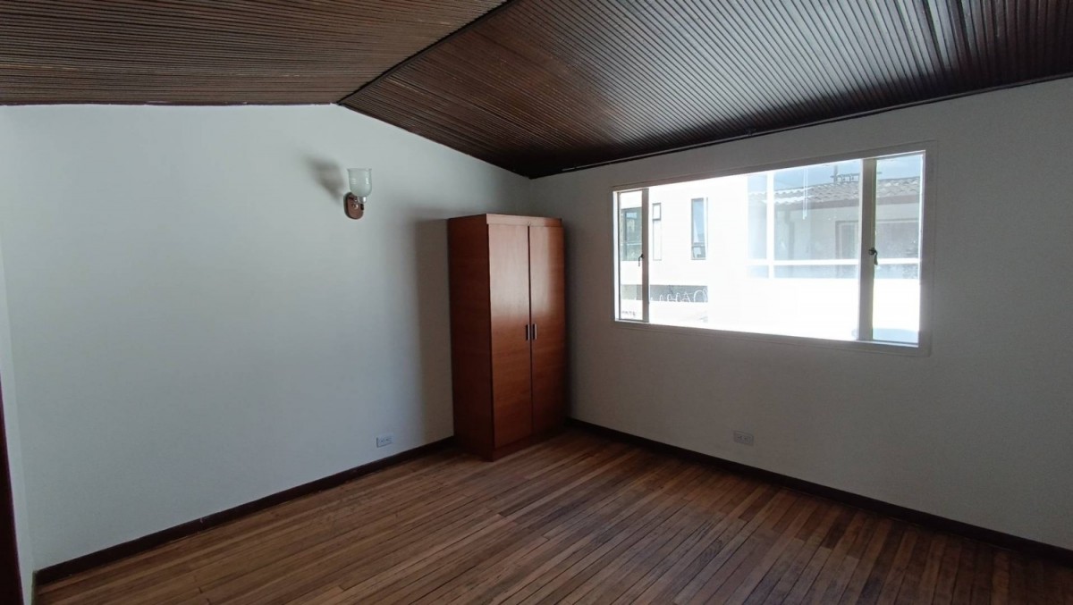 Casa en venta en Los Andes, Bogotá · foto 9 de 24