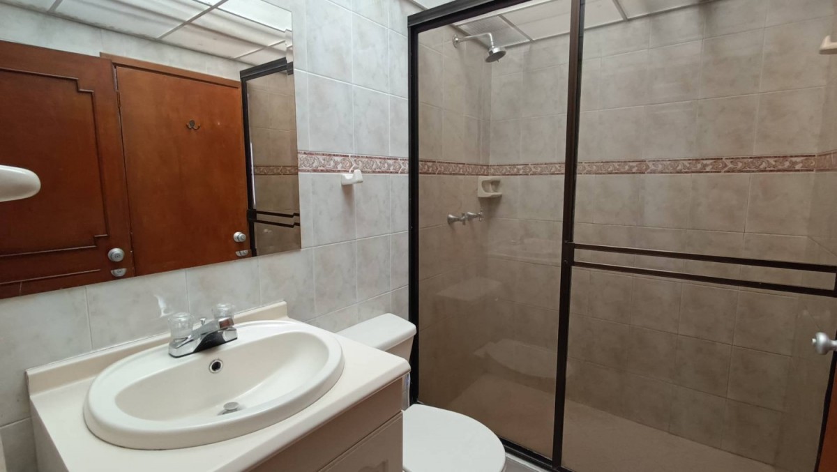 Casa en venta en Los Andes, Bogotá · foto 10 de 24