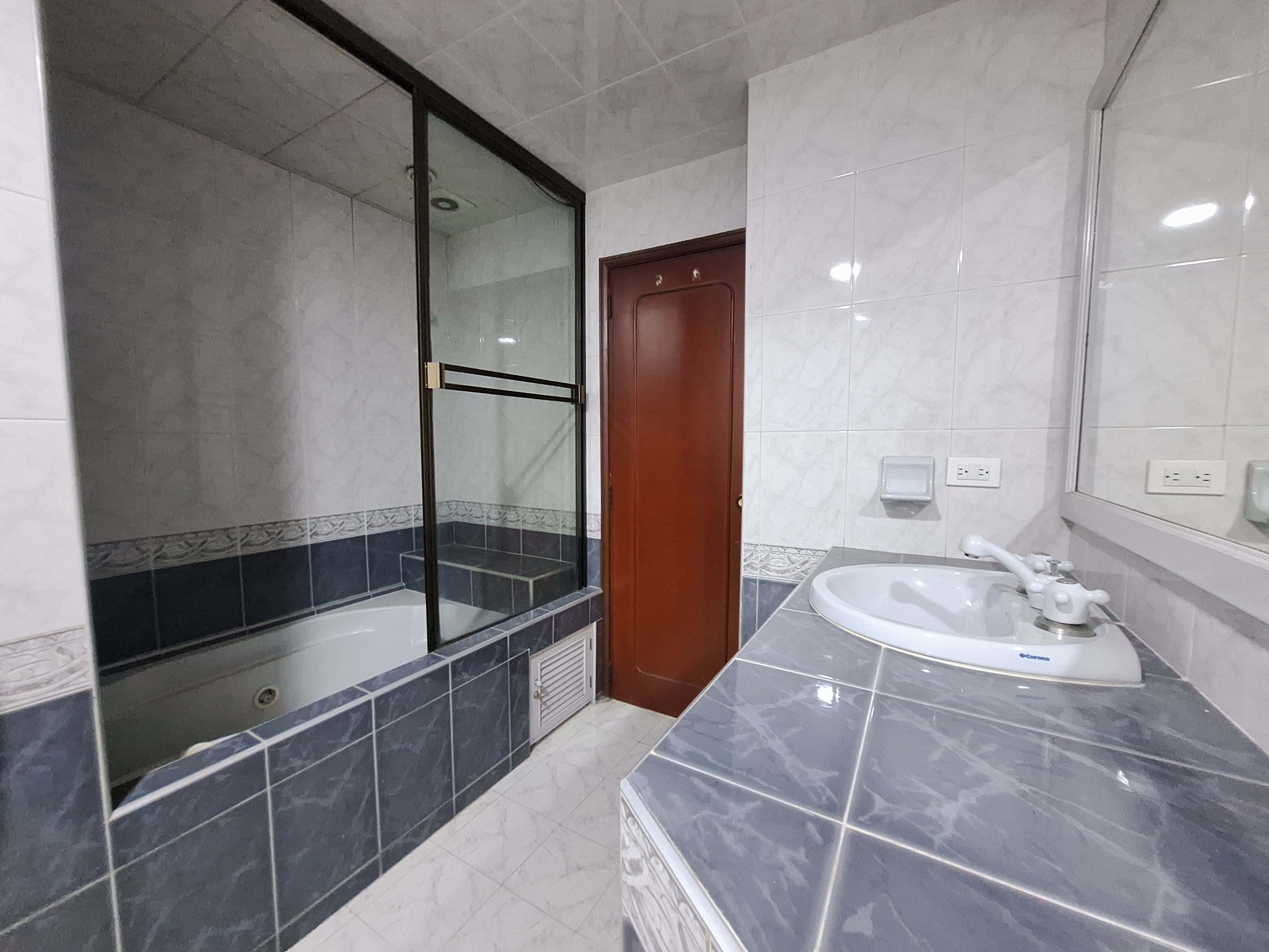 Apartamento en venta en Santa Barbara, Bogotá · foto 20 de 24