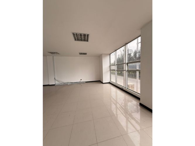 Bodega en venta en Centro, Zipaquirá, 1552 m² · foto 4 de 20