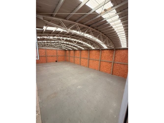 Bodega en venta en Centro, Zipaquirá, 1552 m² · foto 8 de 20