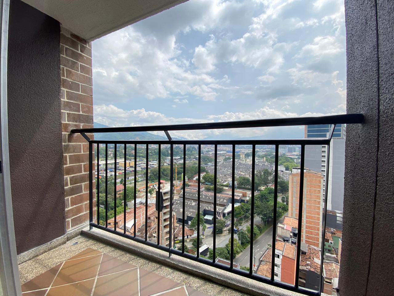 Apartamento en Arriendo en Entreamigos, Sabaneta