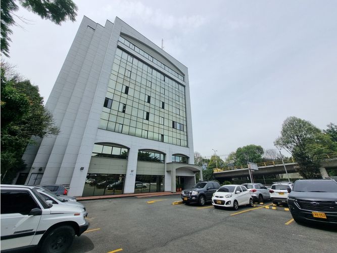 Oficina en venta en La Aguacatala, Medellín, 40 m² · foto 2 de 10