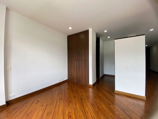 Apartaestudio en venta en Nuevo Country, Bogotá, 54 m² · foto 17 de 24