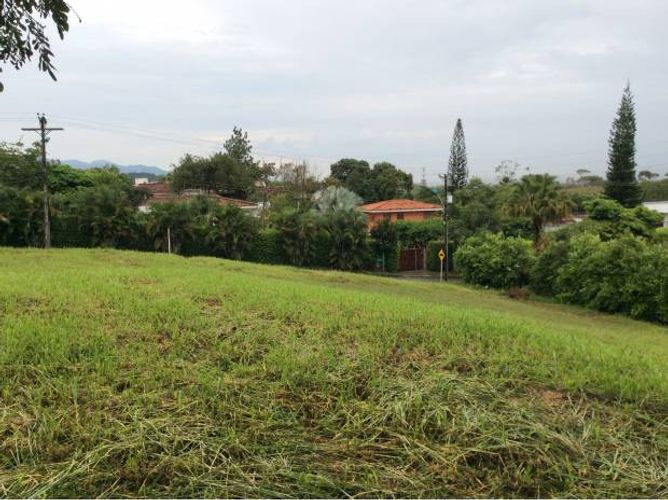 Lote en venta en Pance, Cali, 1820 m² · foto 6 de 10