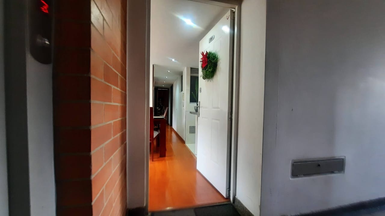 Apartamento en venta en Fontibon, Bogotá · foto 2 de 12