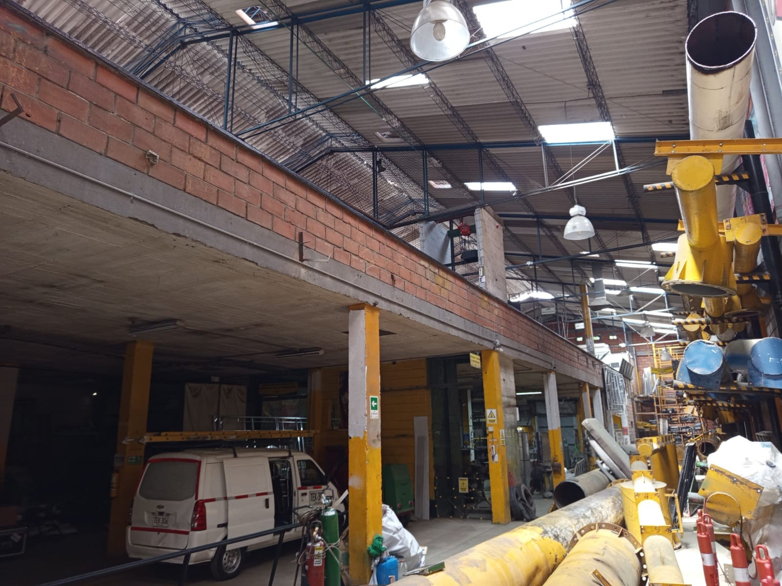 Warehouse for sale in Guayabal, Medellín [No disponible] 2