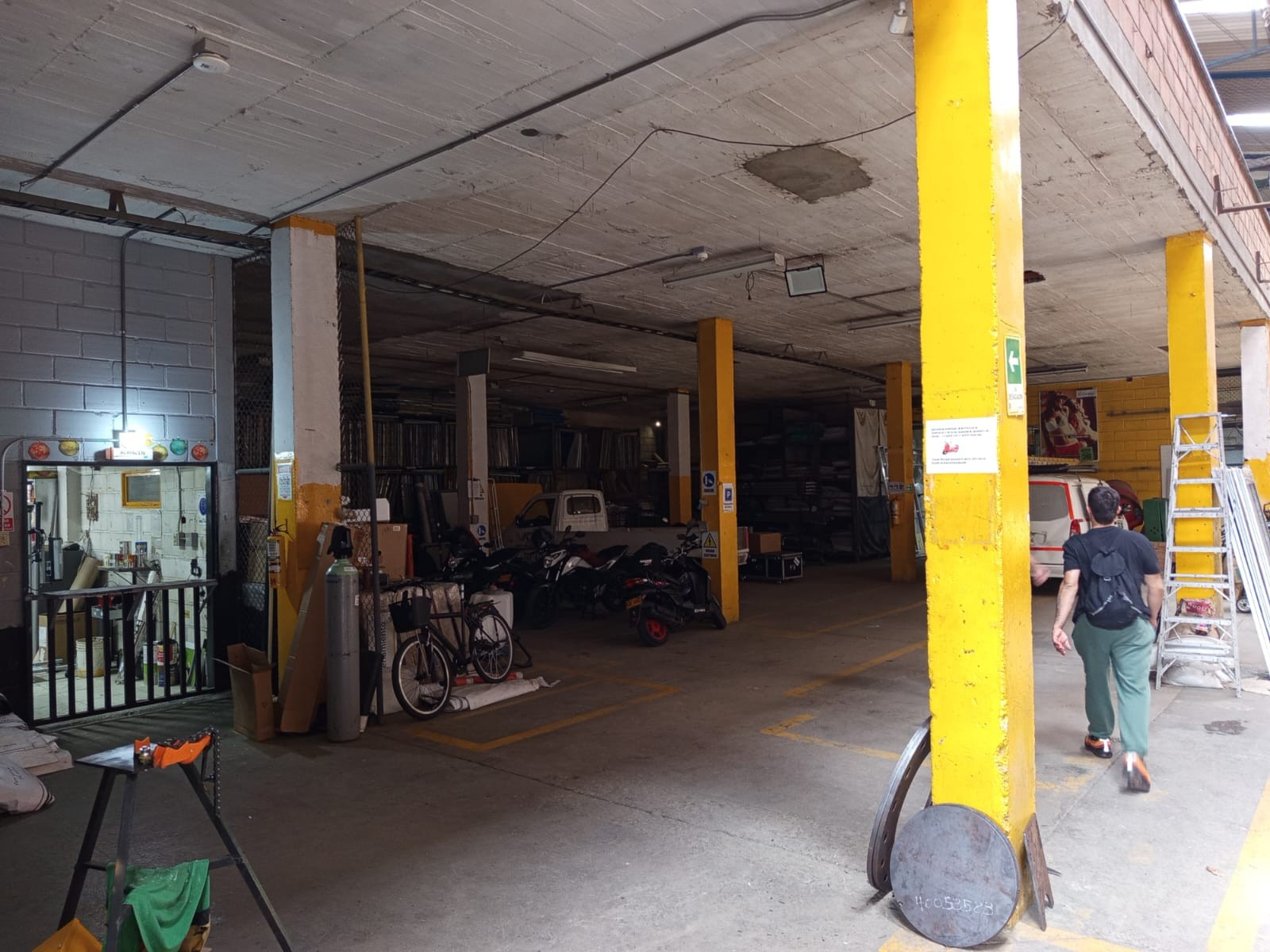 Warehouse for sale in Guayabal, Medellín [No disponible] 3