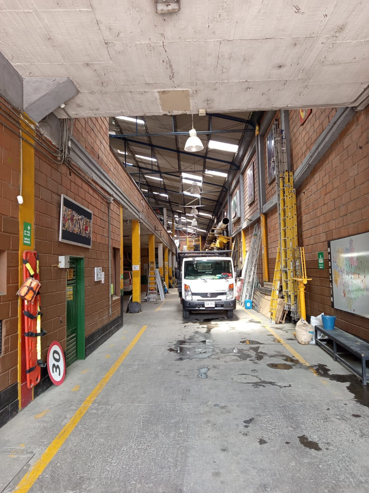 Warehouse for sale in Guayabal, Medellín [No disponible] 4