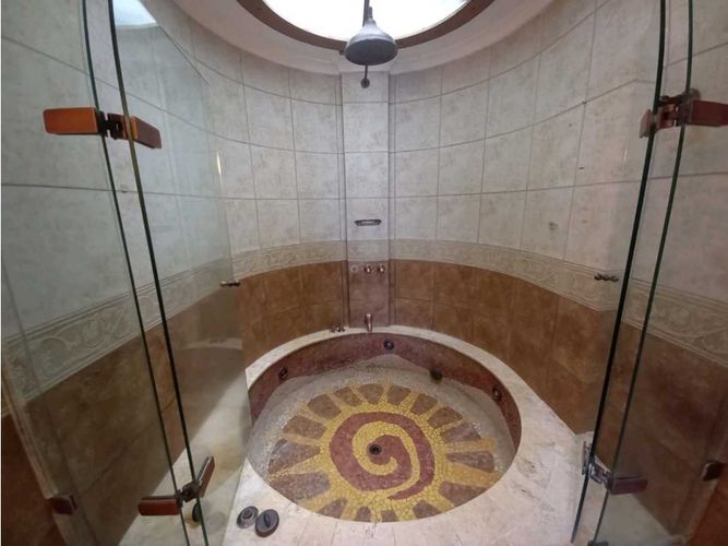 Apartamento de 2 alcobas en arriendo en Milla De Oro, Medellín, 183 m² · foto 6 de 22