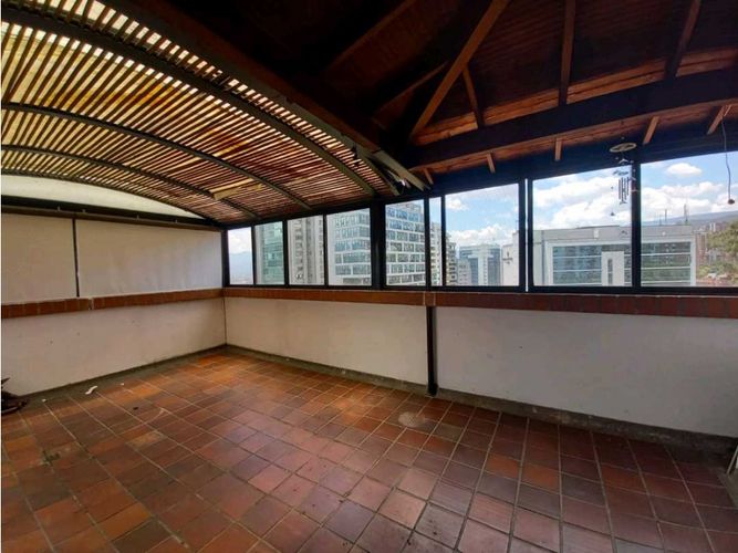 Apartamento de 2 alcobas en arriendo en Milla De Oro, Medellín, 183 m² · foto 8 de 22