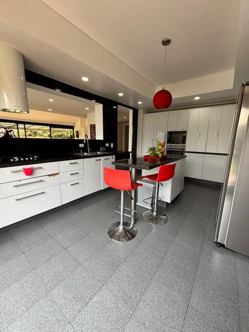 Casa de 4 alcobas en venta en Siberia, Cota, 254 m² · foto 11 de 22