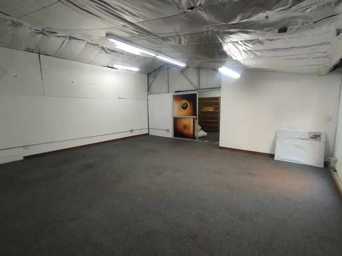 Bodega en arriendo en San Diego, Medellín, 110 m² · foto 9 de 24