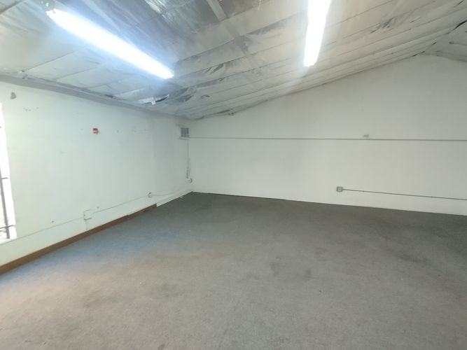 Bodega en arriendo en San Diego, Medellín, 110 m² · foto 14 de 24