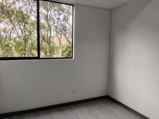 Apartamento de 3 alcobas en arriendo en La Florida, Medellín, 76 m² · foto 16 de 19