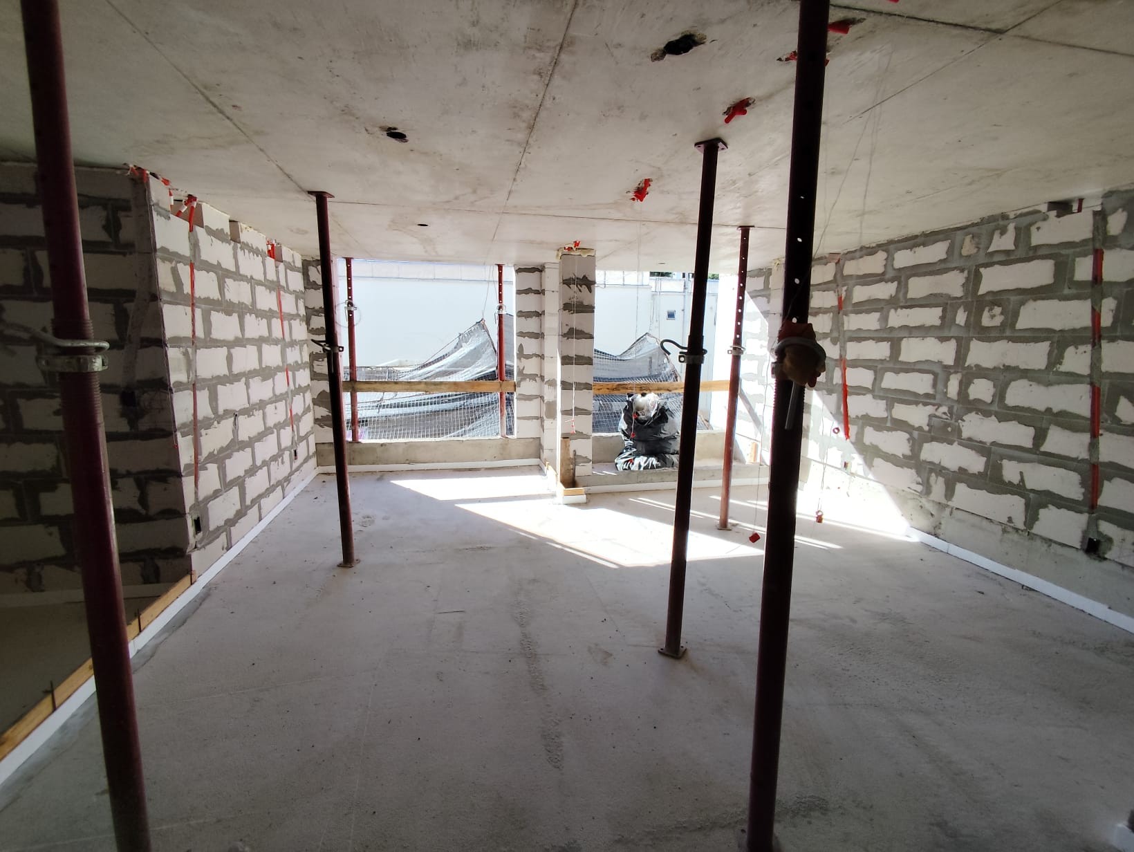 Venta 1 Dormitorio + Cochera - Cordón Sur - Altro