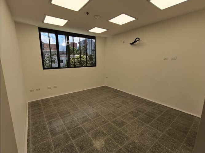 Consultorio en venta en Laureles, Medellín, 31 m² · foto 5 de 15
