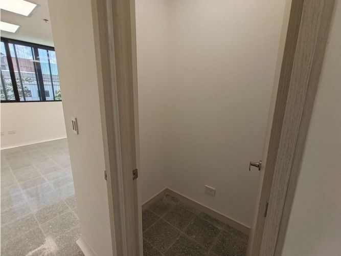 Consultorio en venta en Laureles, Medellín, 31 m² · foto 7 de 15