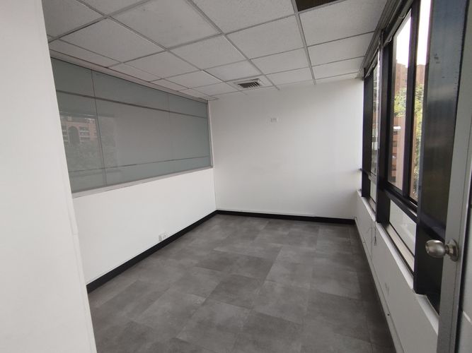Oficina en arriendo en La Ceja, 85 m² · foto 6 de 12