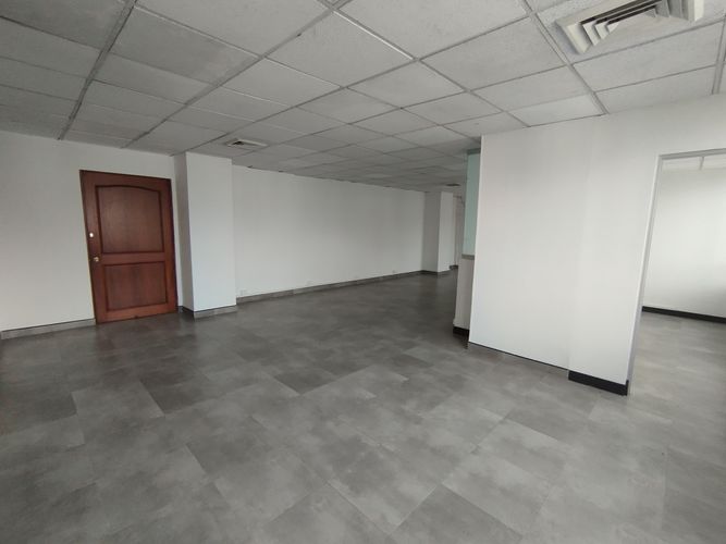 Oficina en arriendo en La Ceja, 85 m² · foto 7 de 12