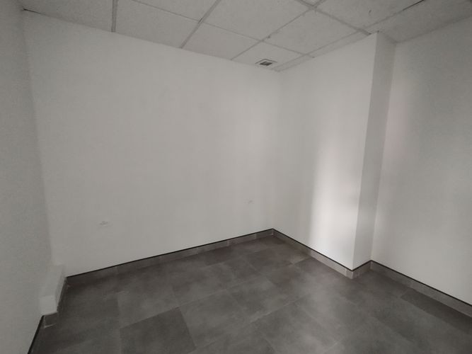 Oficina en arriendo en La Ceja, 85 m² · foto 10 de 12