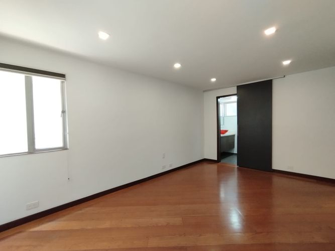 Apartamento de 3 alcobas en arriendo en El Poblado, Medellín, 140 m² · foto 6 de 19