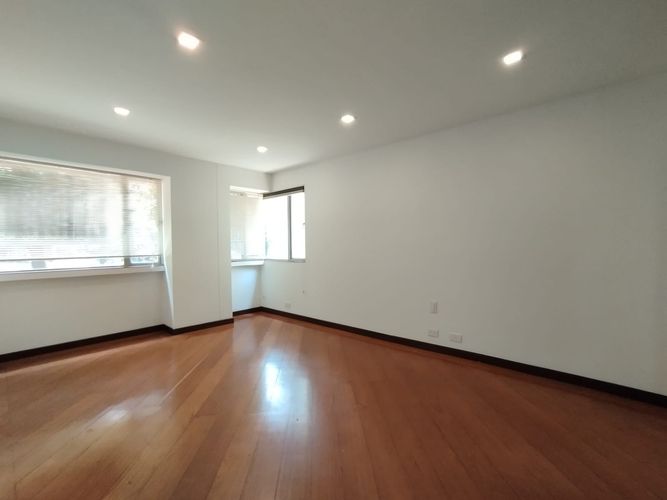 Apartamento de 3 alcobas en arriendo en El Poblado, Medellín, 140 m² · foto 12 de 19