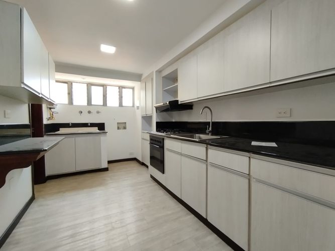 Apartamento de 3 alcobas en arriendo en El Poblado, Medellín, 140 m² · foto 19 de 19