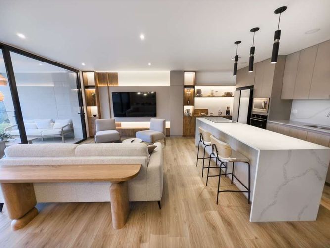 Apartamento de 2 alcobas en venta en La Convencion, Rionegro, 124 m² · foto 2 de 12